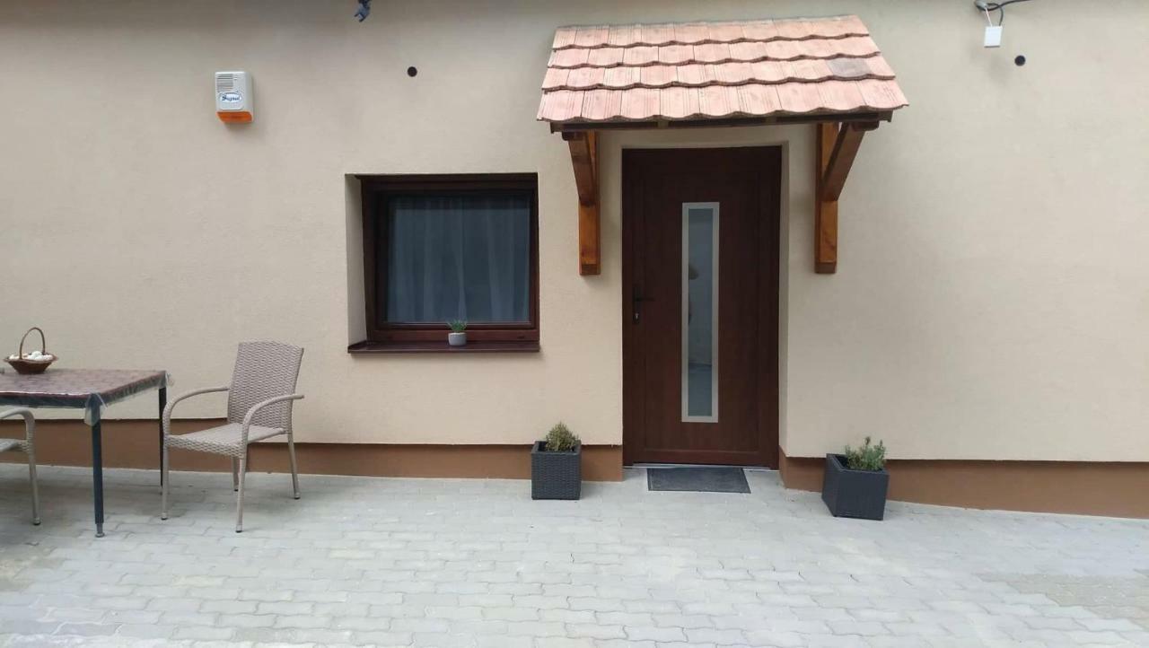 Alma Vendeghaz Hotel Veszprem Luaran gambar
